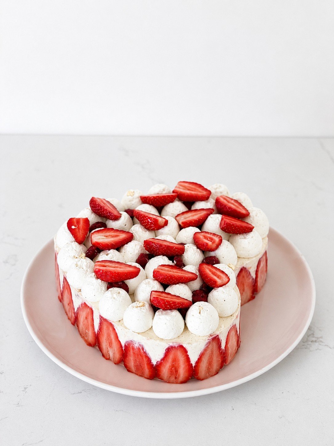 Fraisier coeur spécial Fête des mères<BR>